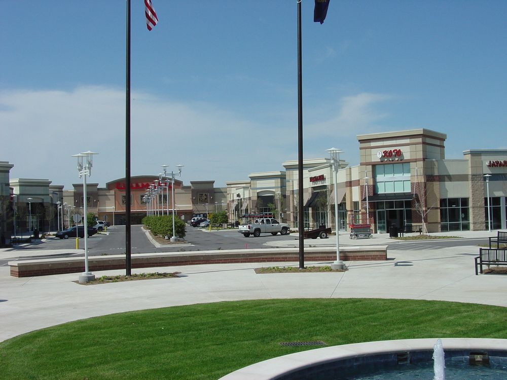 Richmond Centre: Barnes Mill Road & I-75, Richmond, KY 40475